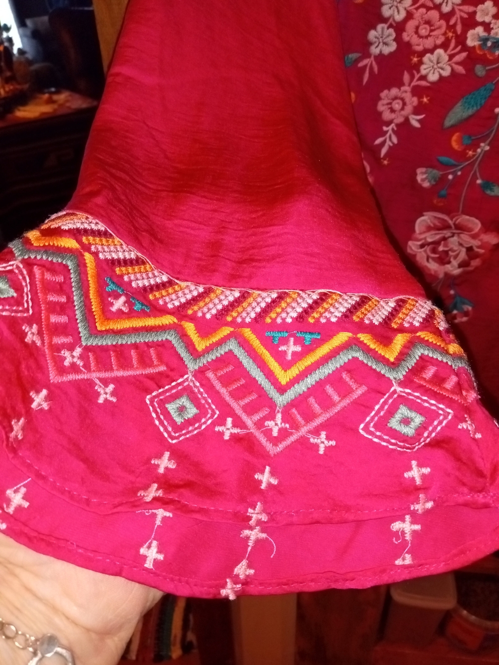 Savanna Jane Hot Pink Embroidered V-Neck Tunic - Picture 5 of 7